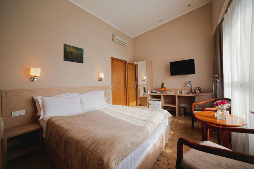 Bishkek Boutique Hotel מראה חיצוני תמונה